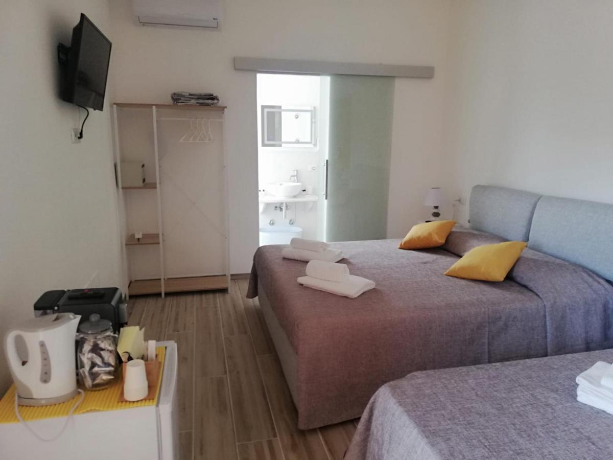 Flamingo Guest House- Rooms Olbia Eksteriør billede