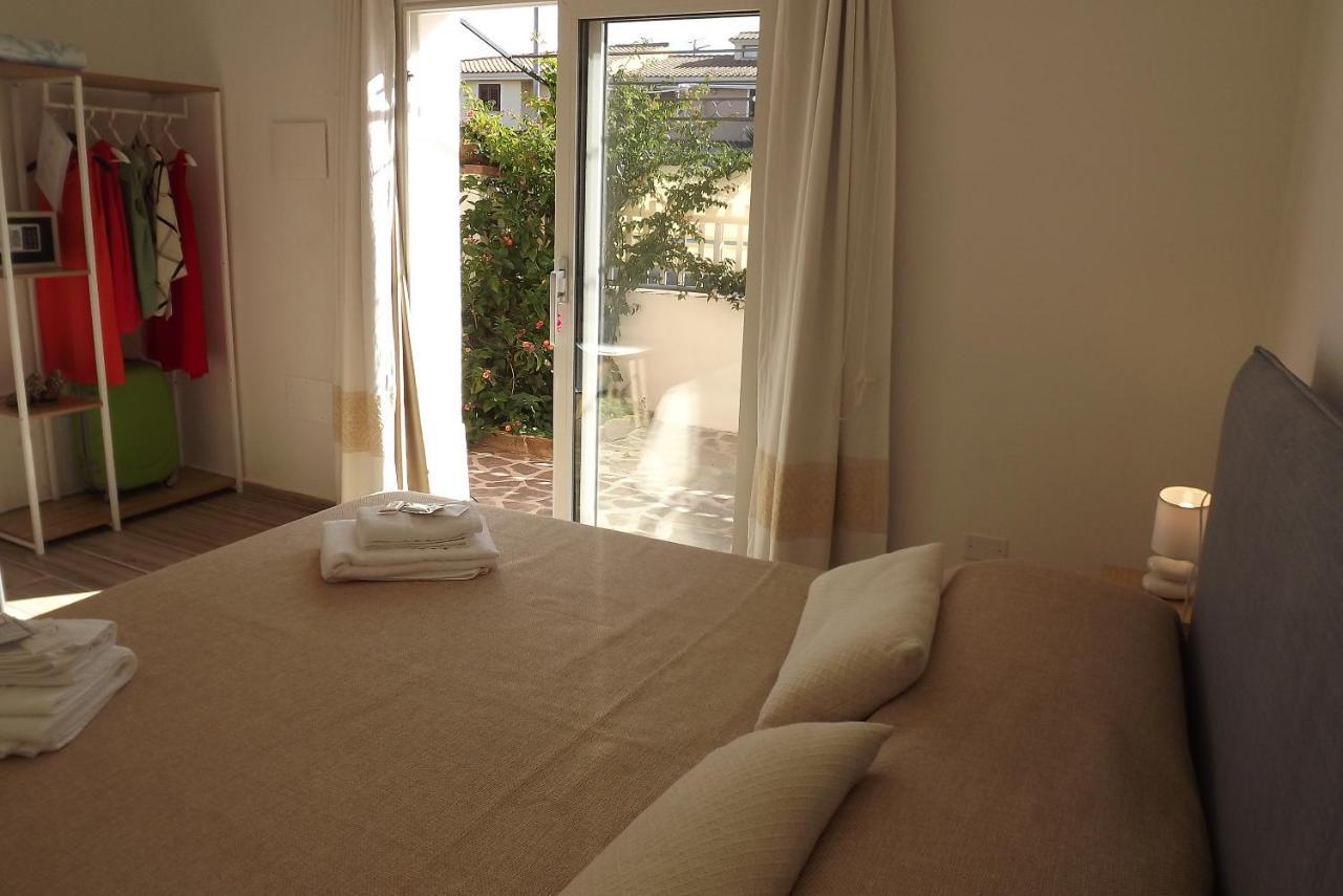 Flamingo Guest House- Rooms Olbia Eksteriør billede