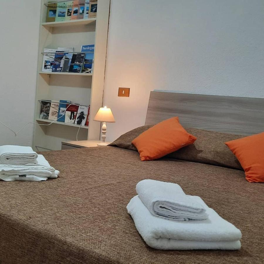 Flamingo Guest House- Rooms Olbia Eksteriør billede